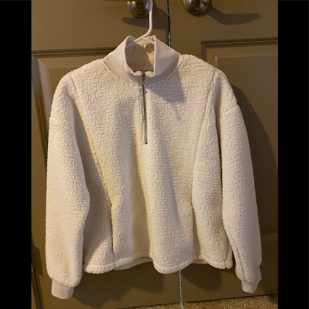 Banana Republic White Fleece